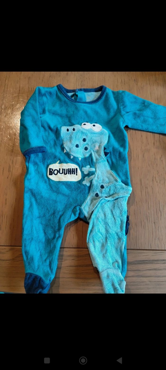 4 pyjamas garçon  en velours 3 mois - photo numéro 6