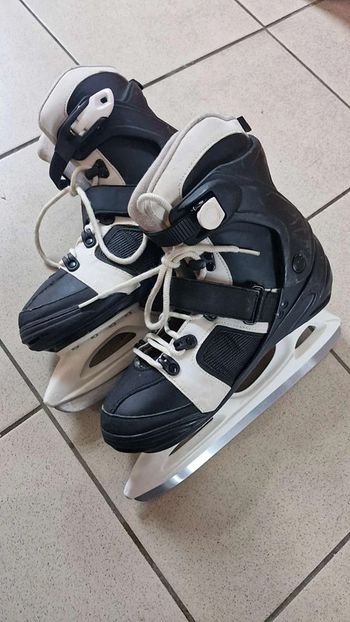 Patin à glace taille 41 mixte