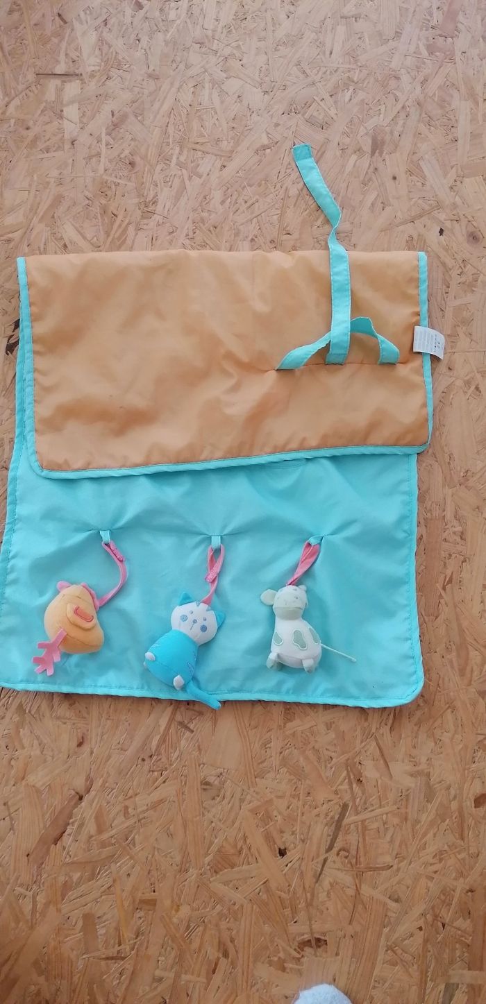 Protege chariot - photo numéro 2