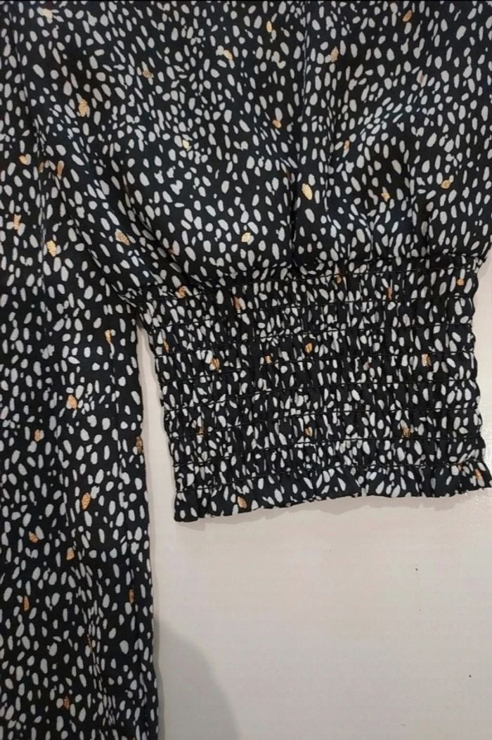 Robe noire blanche et dorée 38 - photo numéro 3
