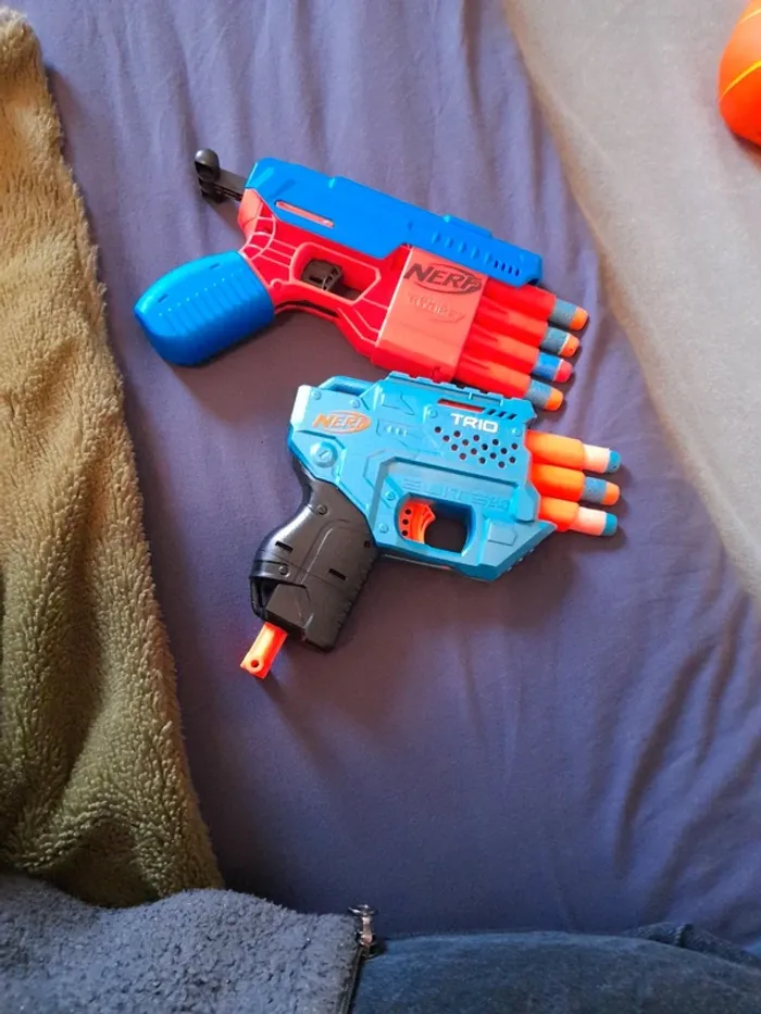 Lot de 2 nerfs