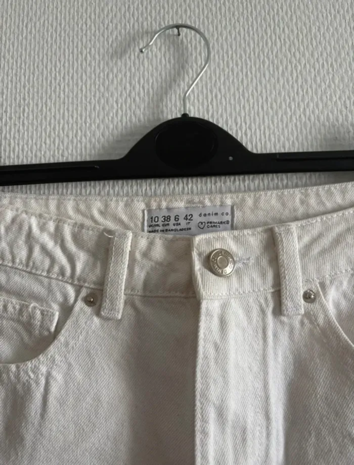 Short en jean coupe mom blanc - photo numéro 2