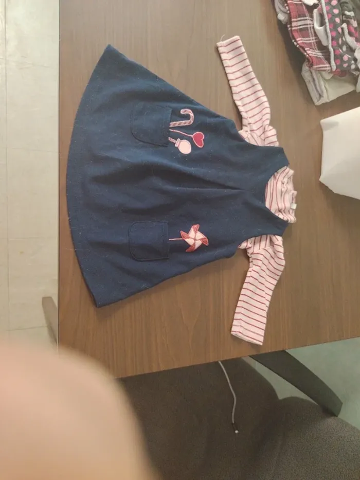 Ensemble t-shirt et robe 6 mois