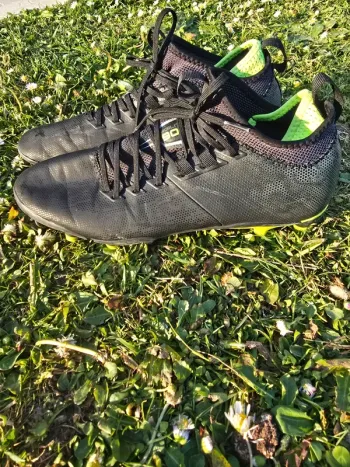 Chaussures de foot crampons