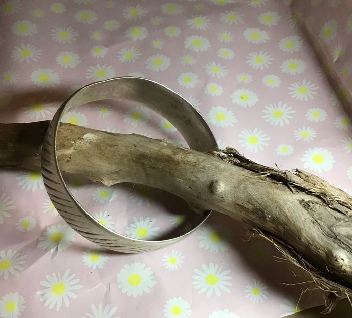 Bracelet argent antique traductionnelle - photo numéro 3