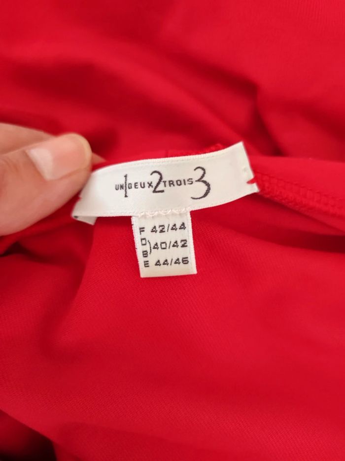 Tee shirt rouge - photo numéro 3