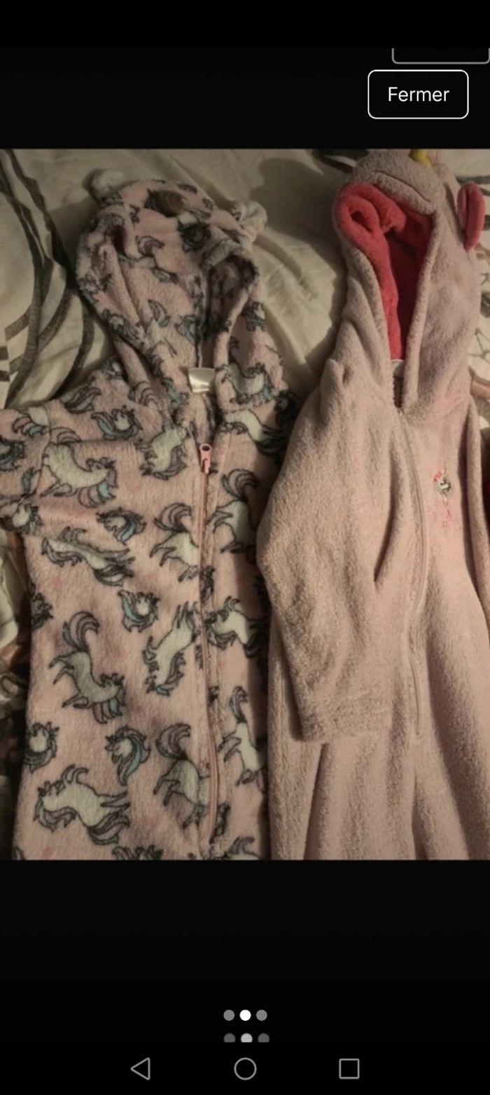 Combinaison/ pyjamas - photo numéro 2