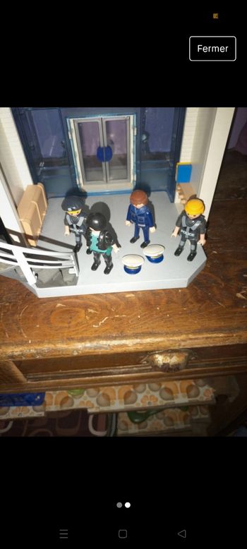 Commissariat playmobil