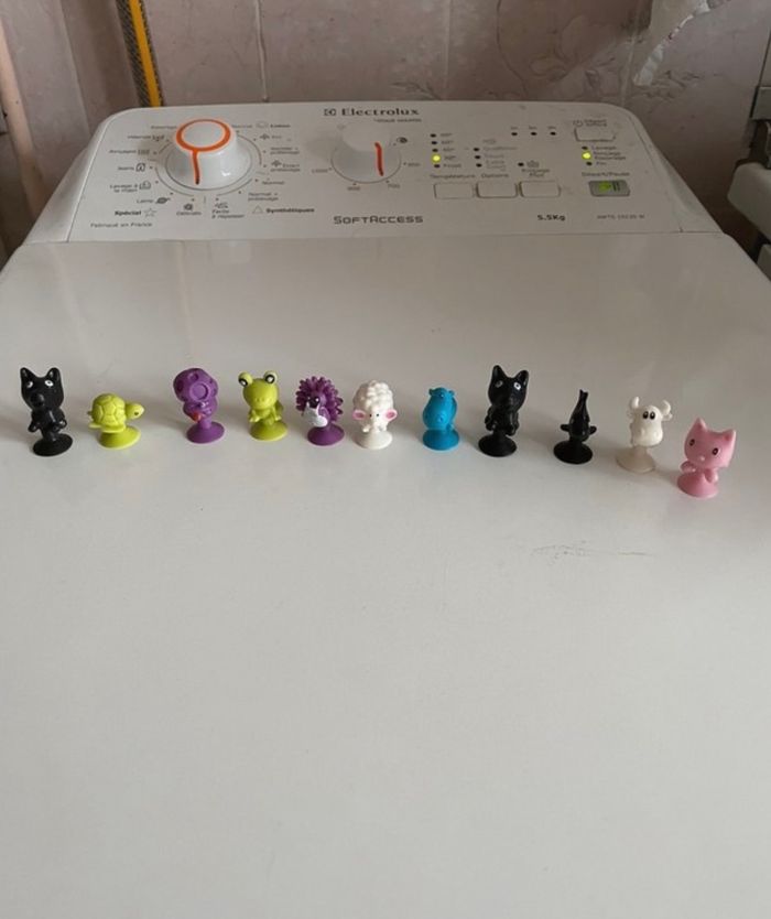 Lot de petites figurines animaux. - photo numéro 2