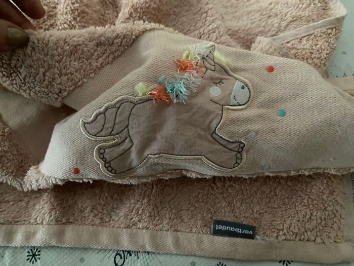 Serviette bébé licorne vert baudet neuve - photo numéro 2