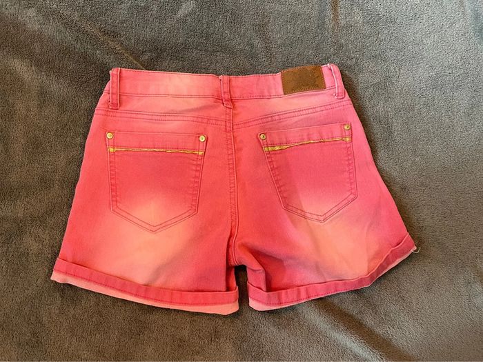 Short en jean rose - photo numéro 2