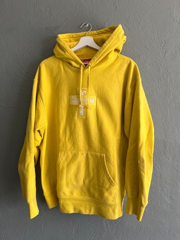 Supreme Cross Box Logo Sweatshirt