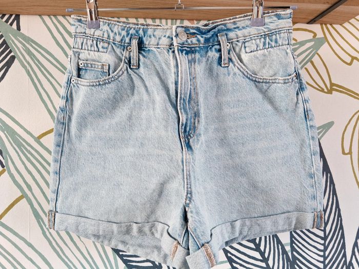 Short en jean Kiabi taille 38