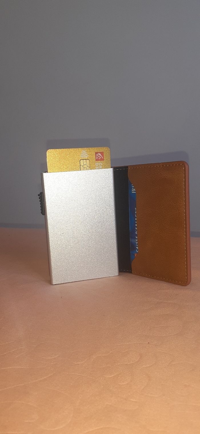 Card holder - photo numéro 9