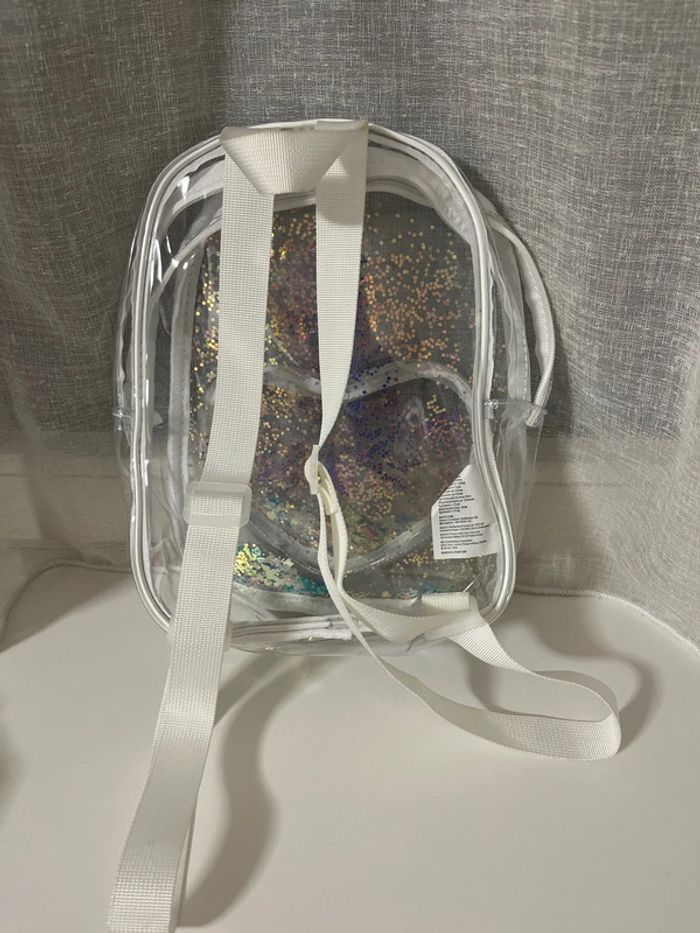 Le sac à dos de Claire - photo numéro 3
