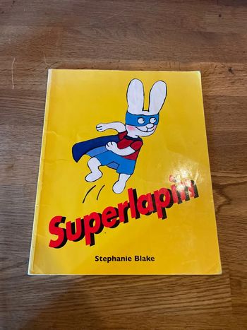 Livre L’école des Loisirs Simon le lapin SuperLapin