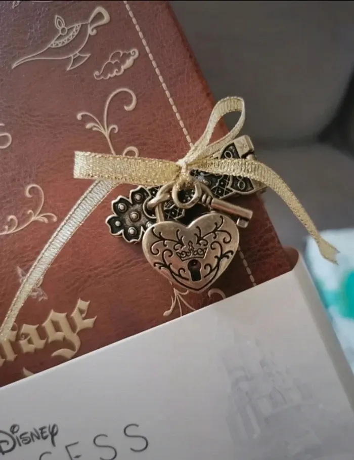 Boite a bijoux princesse disney neuf - photo numéro 4