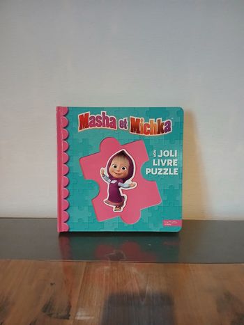 Livre puzzle Masha&Michka