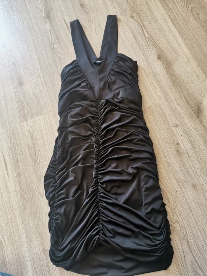 Robe noire