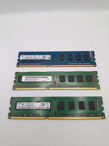 LOT 3 CARTES MÉMOIRE RAM DDR3   4GB X3  TOTAL 12GB
