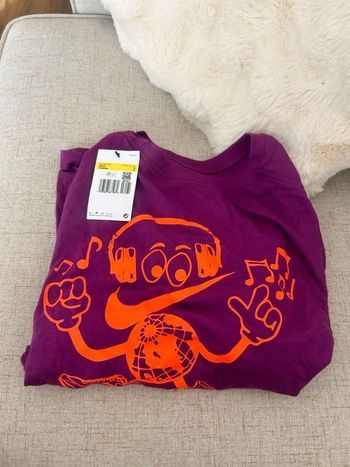 T-shirt Nike violet et orange neuf avec étiquette