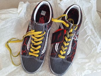 Vans stranger things 