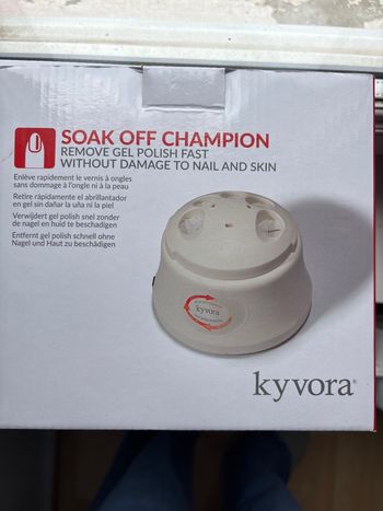 Retire vernis kyvora