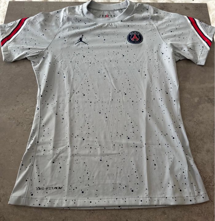Maillot d’entraînement Jordan du PSG n*40