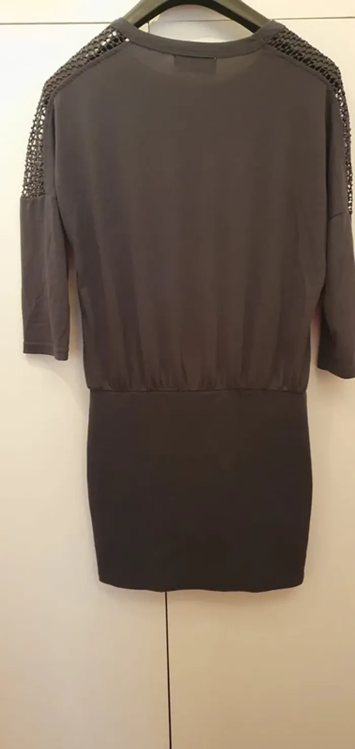 Vero Moda Robe grise - photo numéro 3