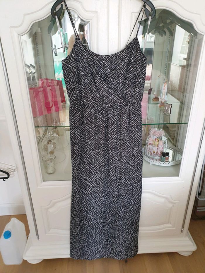 PROMO🌞Robe longue Guess bretelles réglables et fente sur l'avant - photo numéro 12