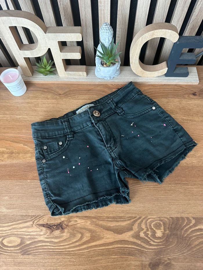Short noir 6 ans