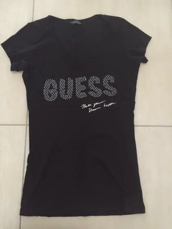 T-shirt guess noir taille S