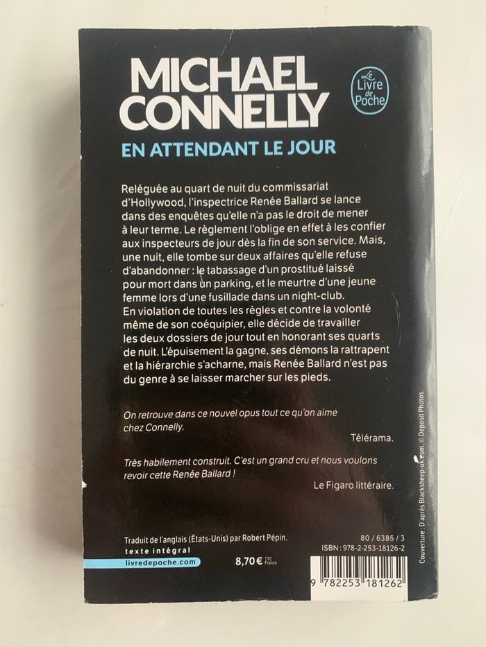 Livre: En attendant le jour - photo numéro 2