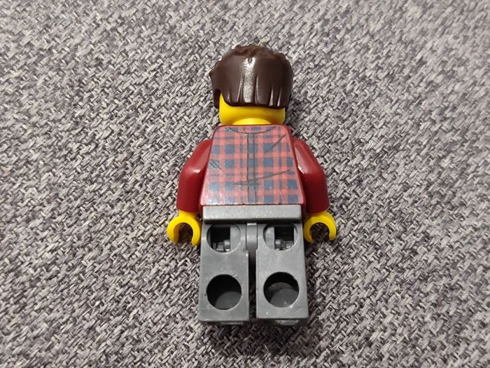 Figurine Lego barbu chemise - vrai Lego - photo numéro 4