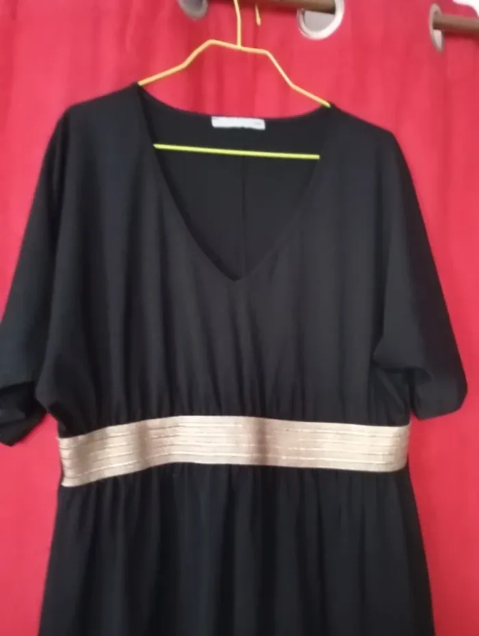 Robe femme taille 42/44 (306) - photo numéro 3