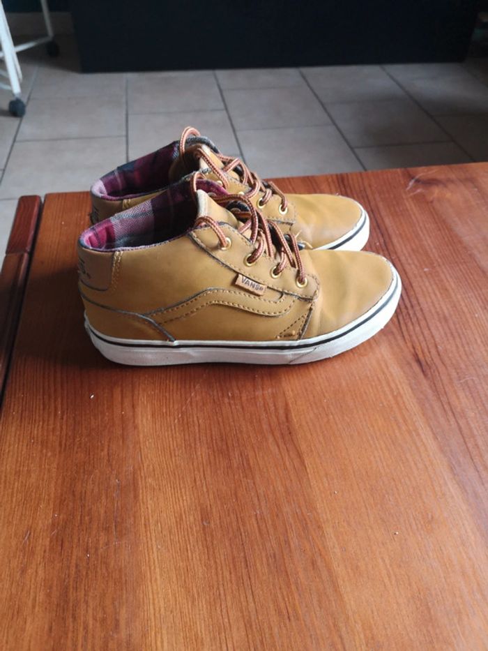 Chaussures montantes Vans - photo numéro 2