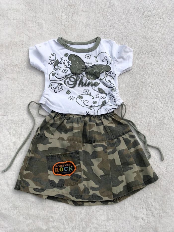 Bel ensemble jupe t-shirt armée fille 2 ans - photo numéro 2