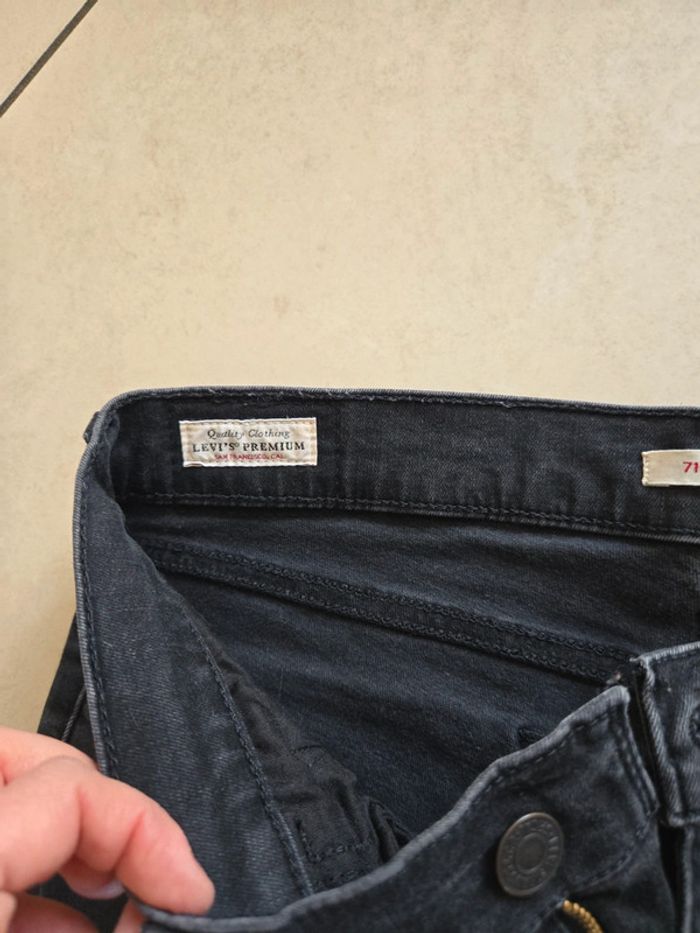 Jean levis super skinny 710 - photo numéro 4