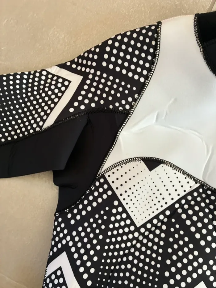 Combinaison de surf roxy - photo numéro 3