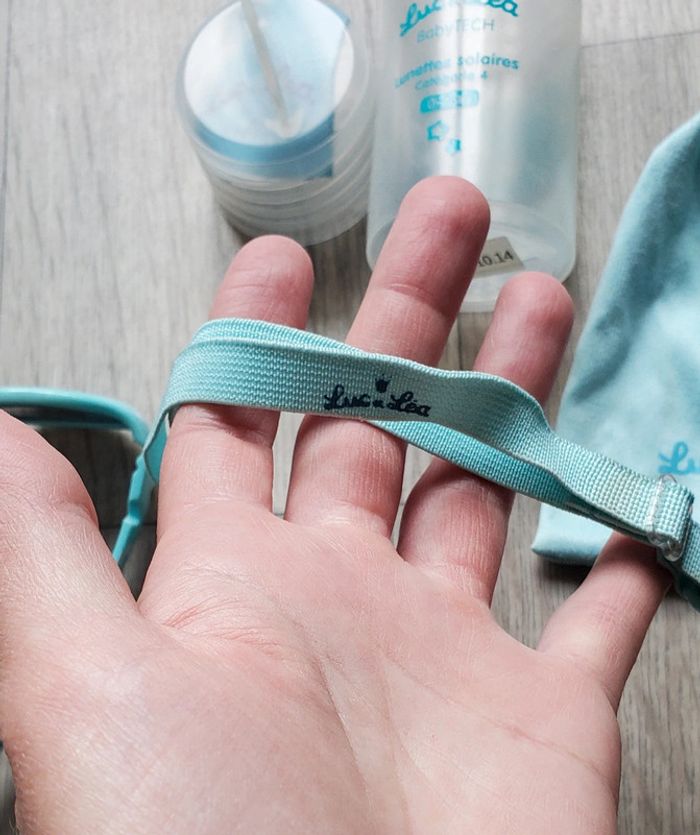 Lunettes solaire enfant 0-1 an - photo numéro 5