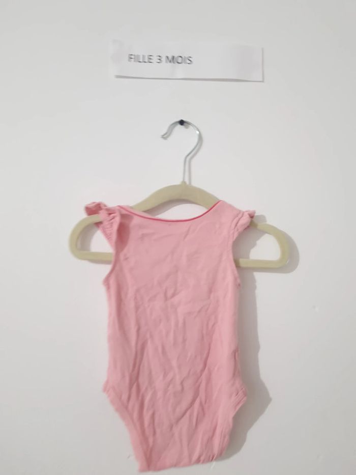 Body fille - photo numéro 2