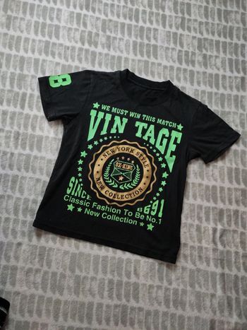 Tee-shirt manches courtes noir vert fluo 8 ans