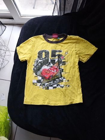 Tee shirt  Disney  6 ans