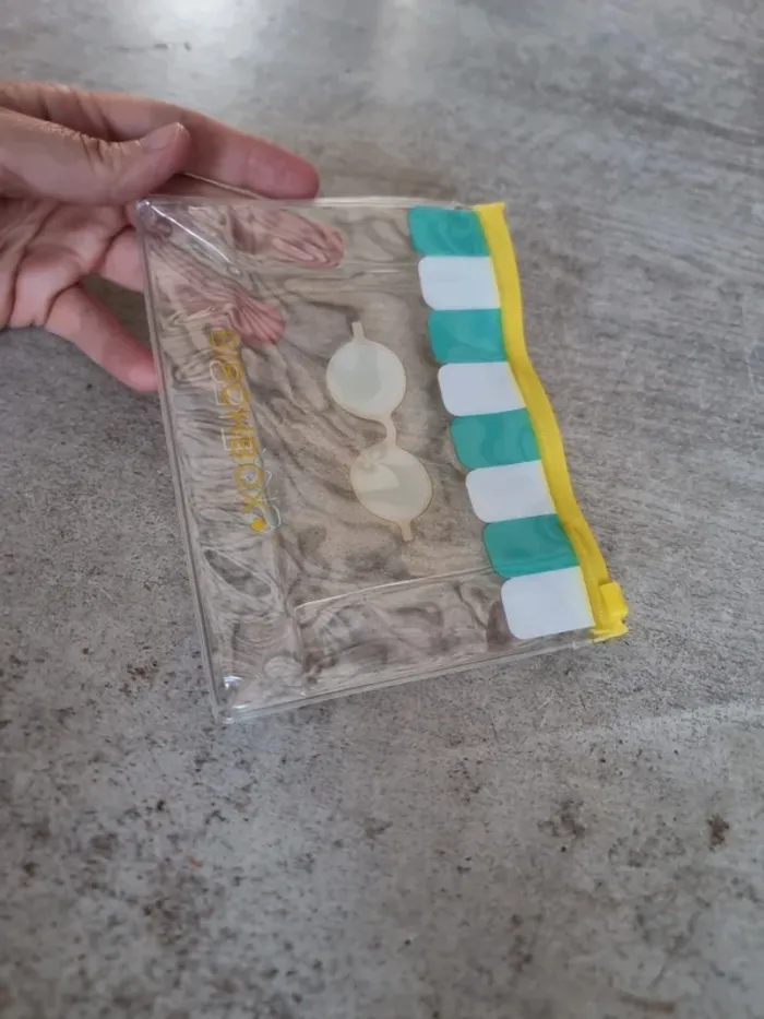 Petite pochette plastique transparente birchbox - photo numéro 3