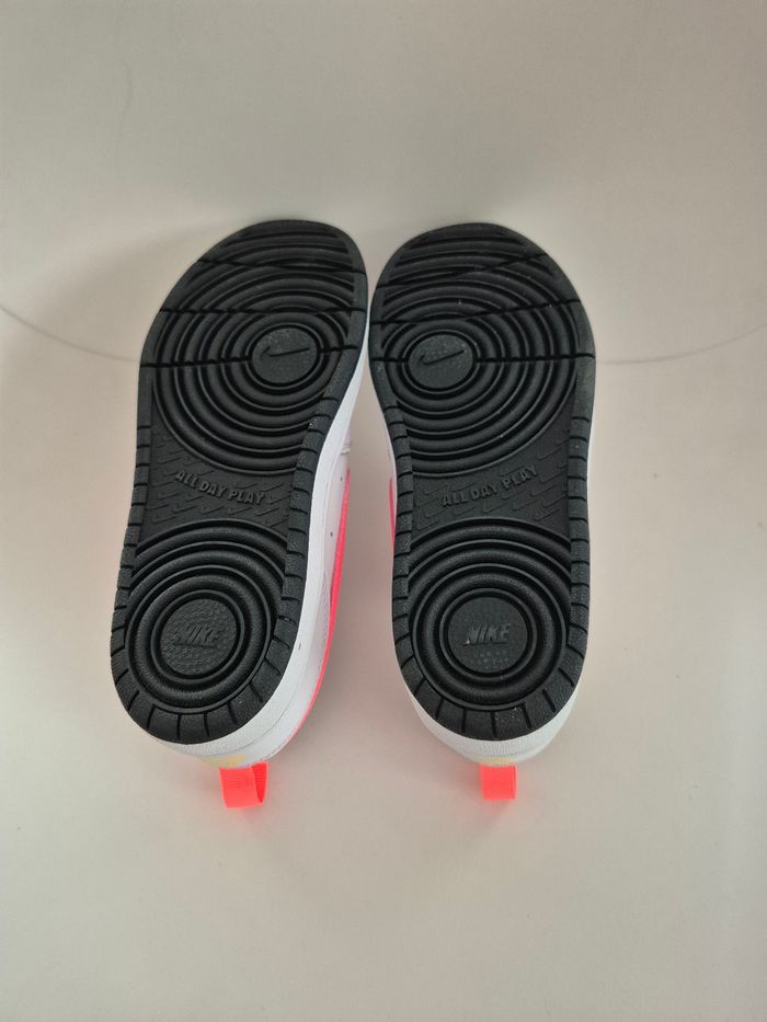 Baskets nike - photo numéro 4