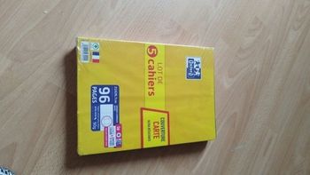 Grand cahier grand carreaux 21×29,7