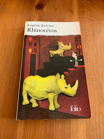 Rhinocéros de Eugene Ionesco