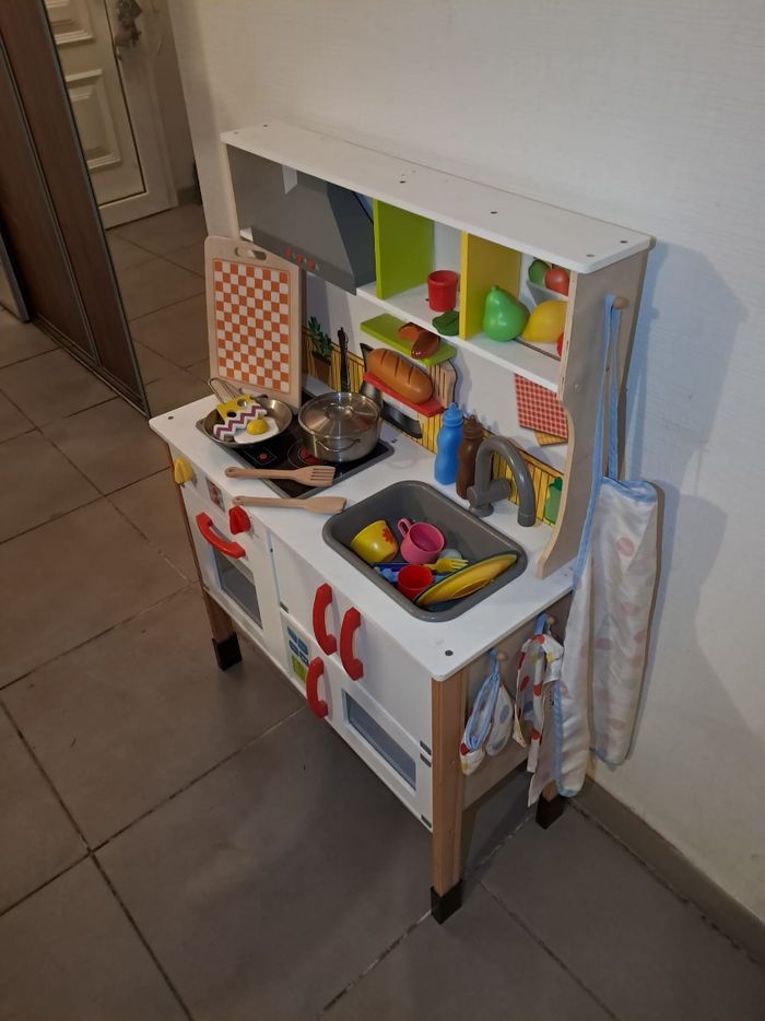 Cuisine enfant avec accessoires - photo numéro 2
