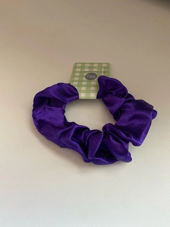 Chouchou matière satinée violet