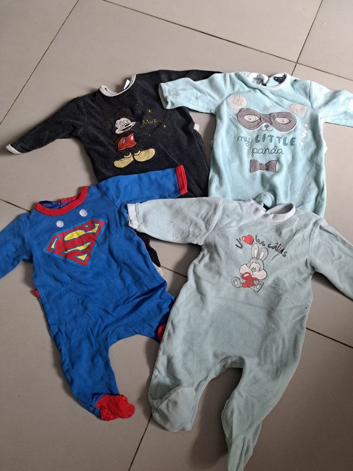 Lot de vêtements garçon 6m - photo numéro 7
